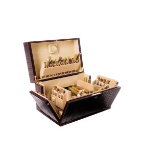 Cigar case star opening