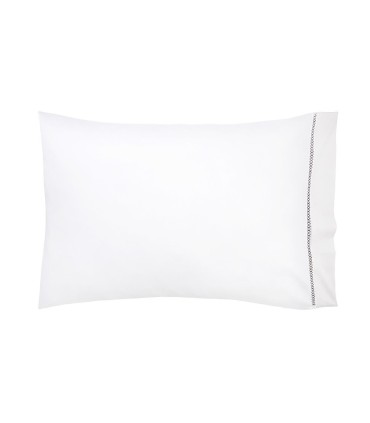 Frame & hemstich bed set