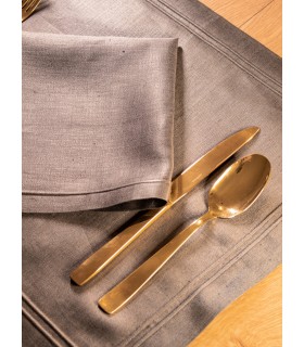 Two piping dinner set