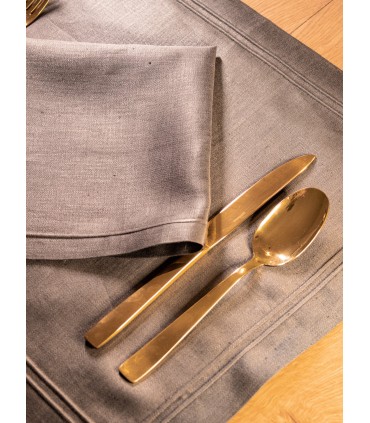 Two piping dinner set