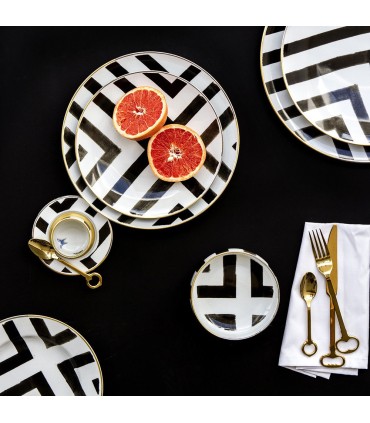 "Sol Y Sombra" plate