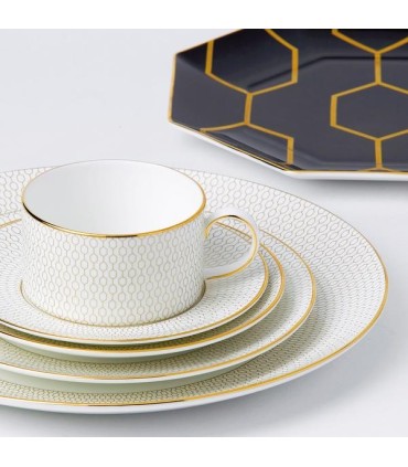 Arris oval platter 33 cm